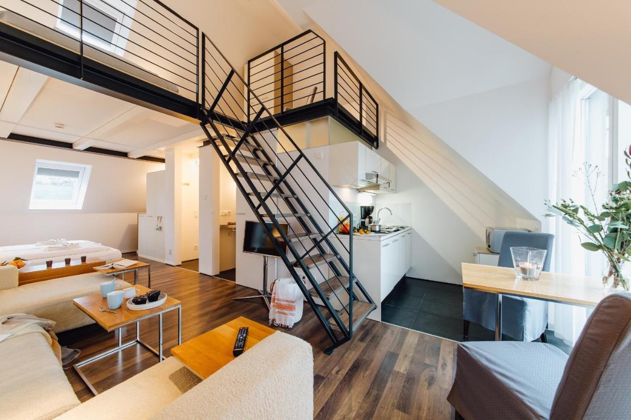 M2 Living Maisonette Apartment No 7 เพรโรว์ ภายนอก รูปภาพ
